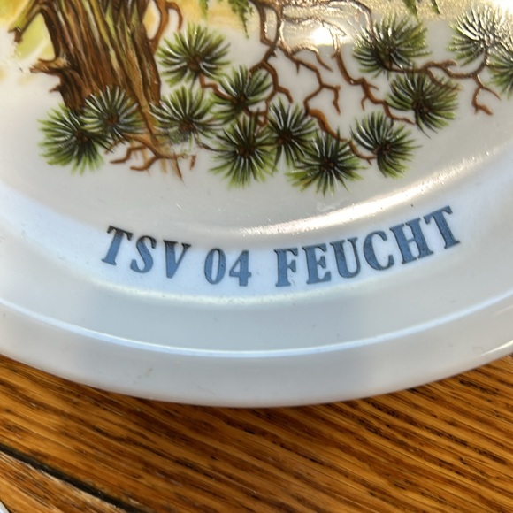 Vintage Rolf Tremmel wildlife  plates.  Dated 1983. Listing for all 3. - Picture 5 of 8